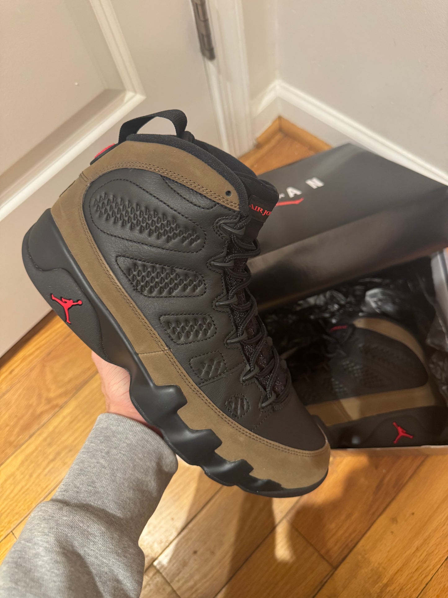 Air Jordan 9 Retro ‘Olive’ 2024