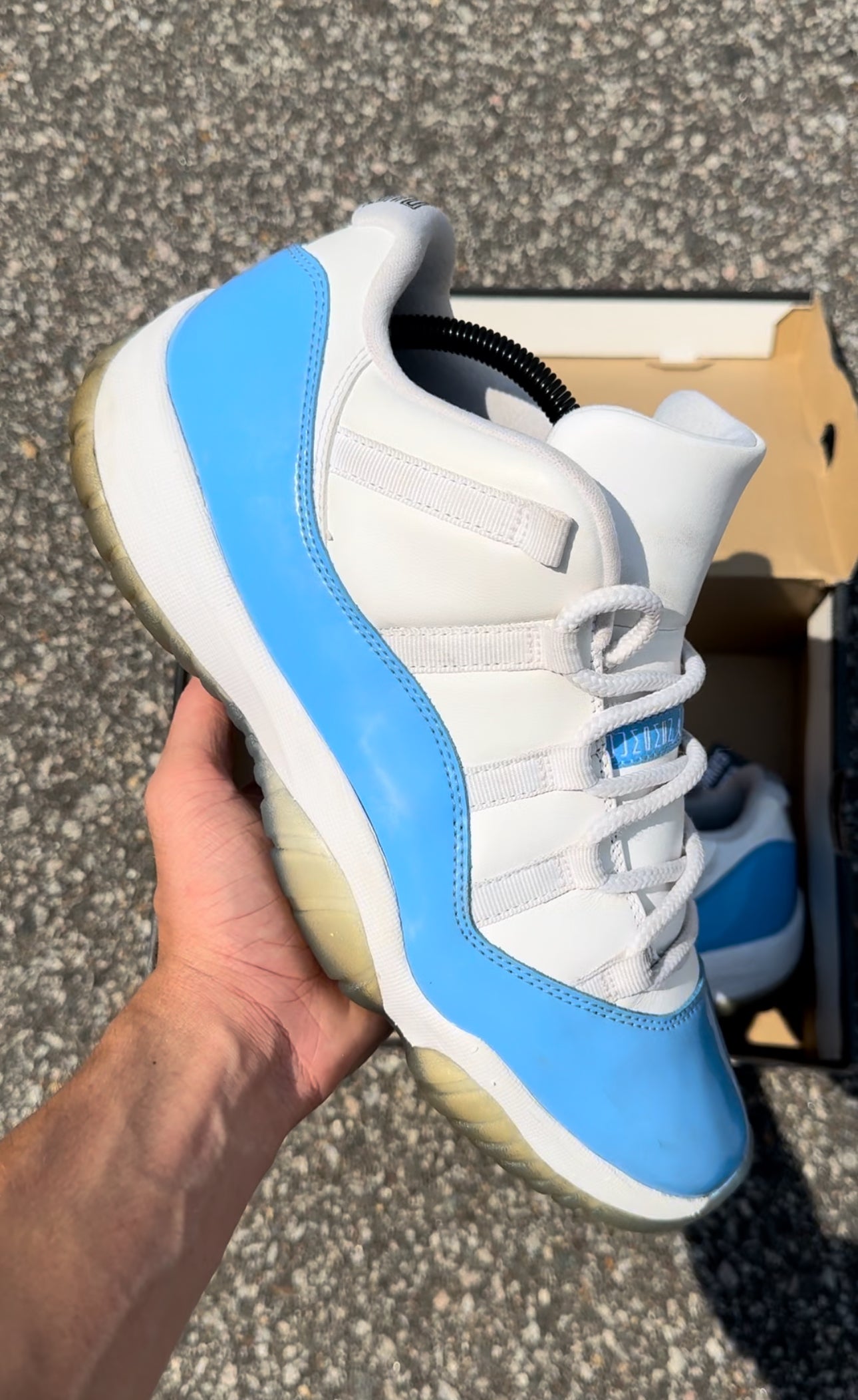 Air Jordan 11 Retro Low ‘UNC’